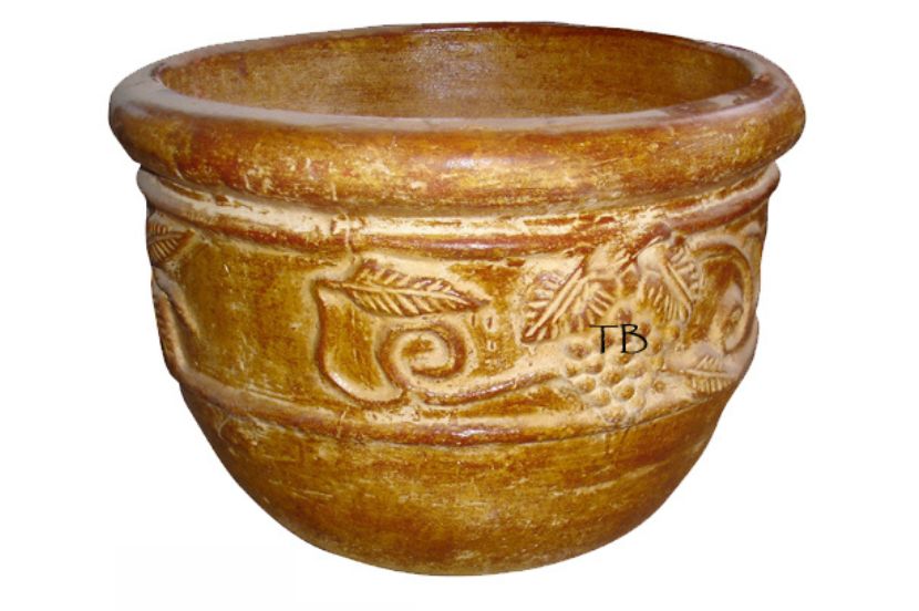 Different Styles and Uses of Mexican Clay Pots